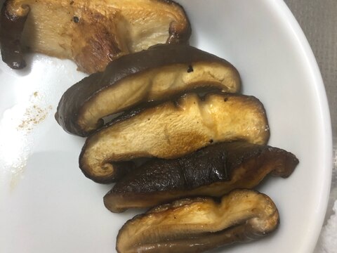 椎茸のバター醤油焼き